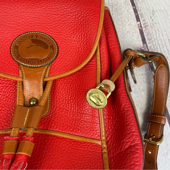 Vintage Dooney & Bourke Dover Drawstring Case Shoulder Crossbody Bag Red - Picture 3 of 16